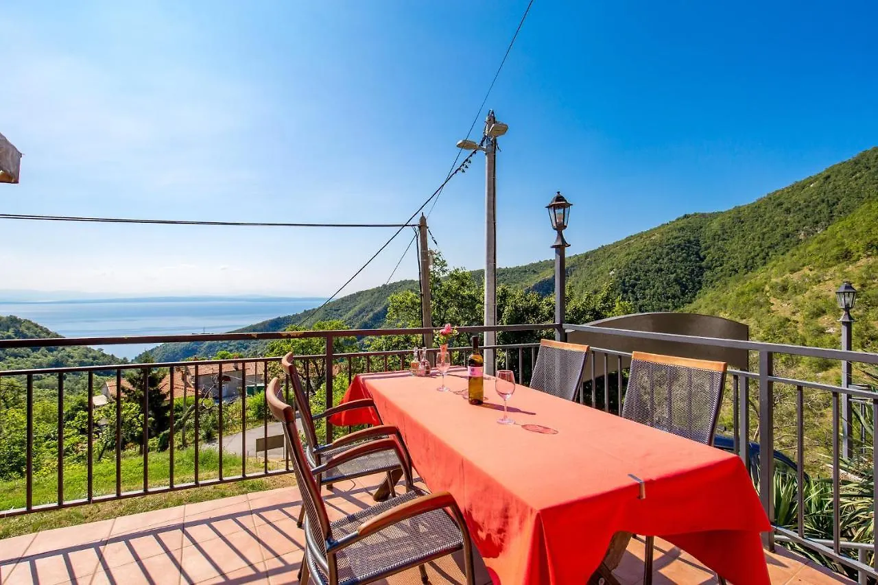 Guest house Pansion Villa Betina Lovran
