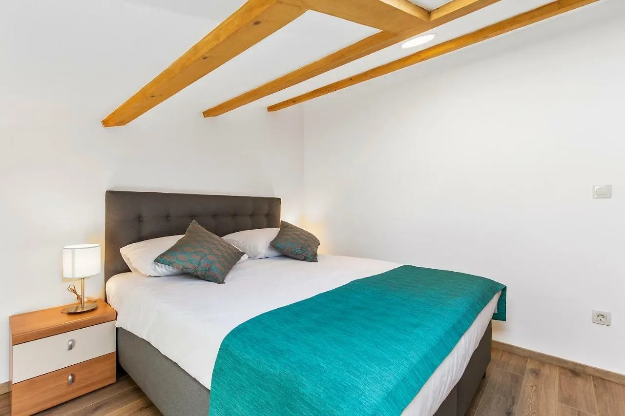 Guest house Pansion Villa Betina Lovran