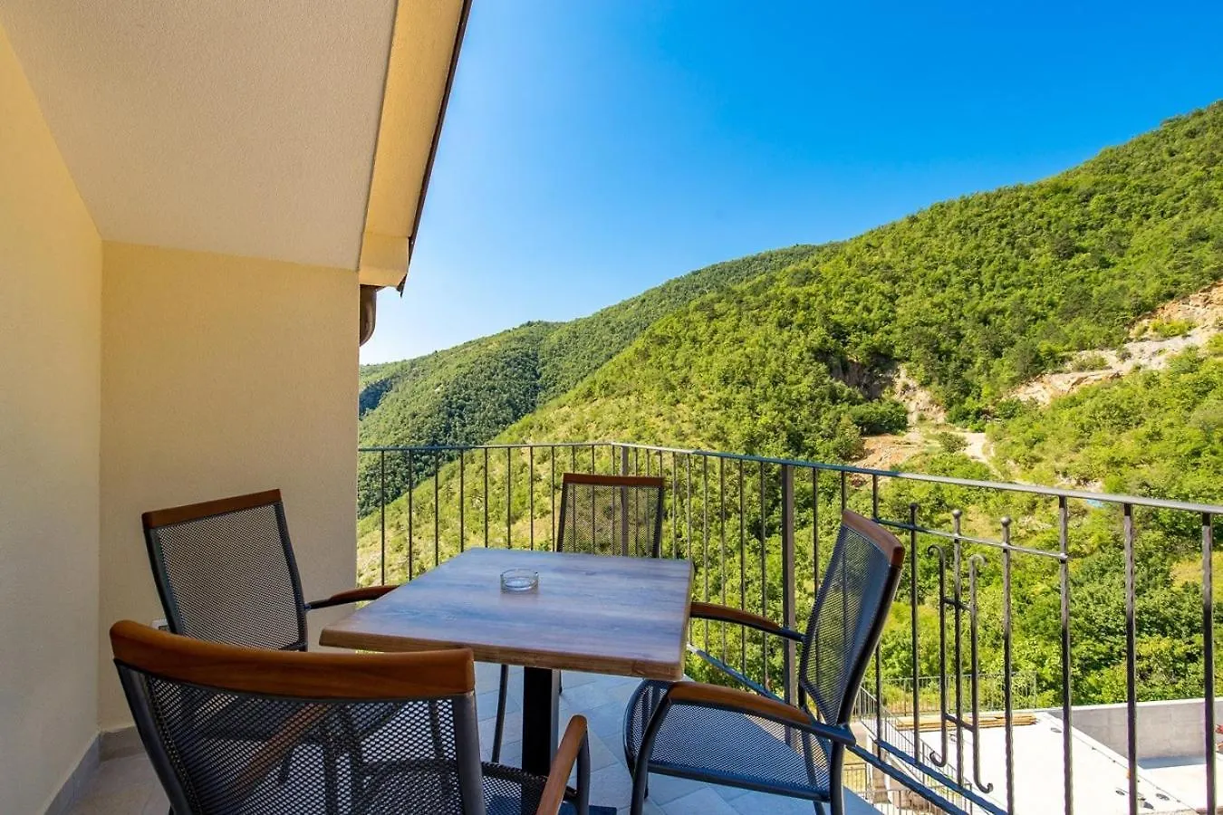Pansion Villa Betina Lovran Hırvatistan